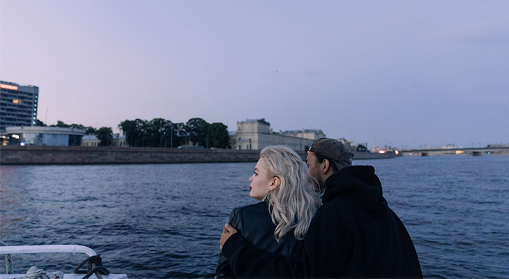 Long-Distance Relationship Tips for NRI Couples